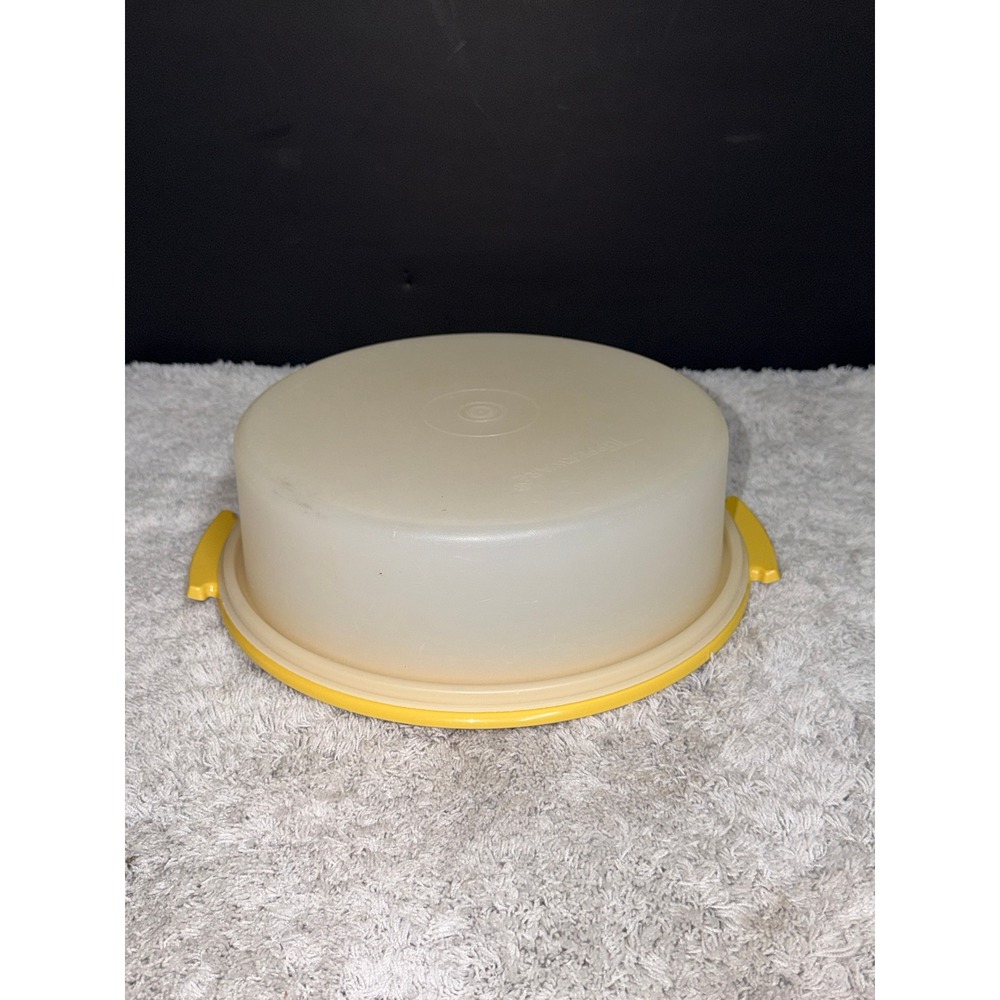 Vintage Tupperware Harvest Yellow Round Cake Taker Pie Carrier 11 Inch 719-2